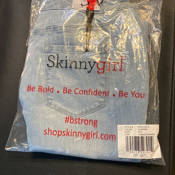 NWT Skinnygirl Pull On Skinny Crop Jean. Mid Rise Skinny Crop Ingenious Stretch - Picture 12 of 12